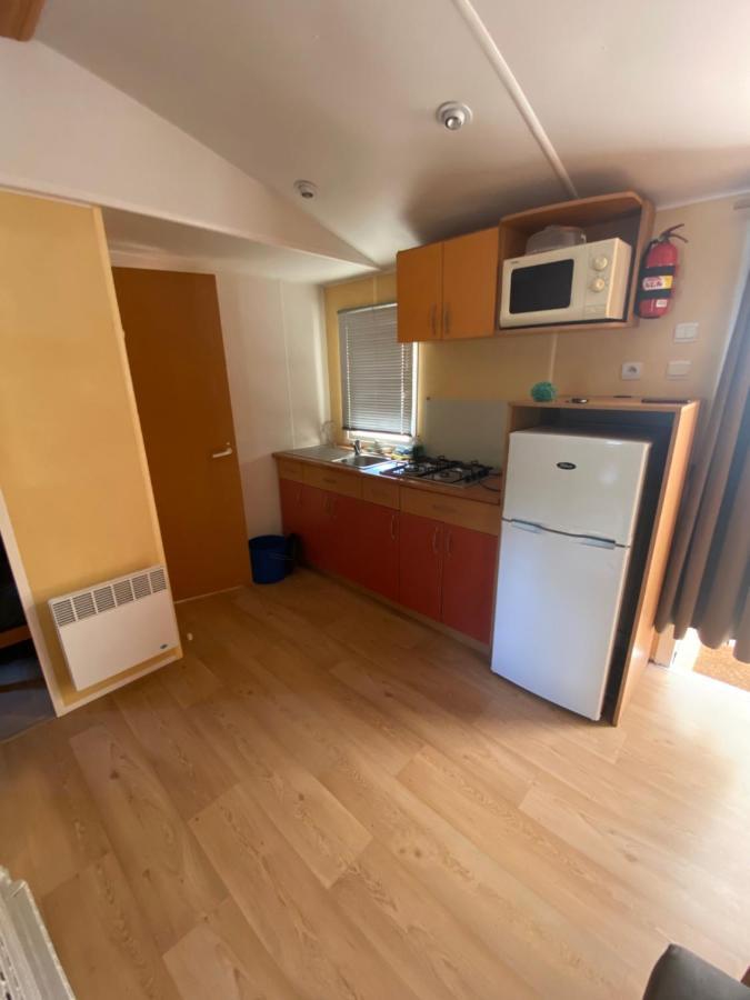 Camping Parc Les 7 Fonts Agde Eksteriør billede